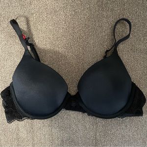 SO Bra Black Lightly Padded Full Coverage NWOT
